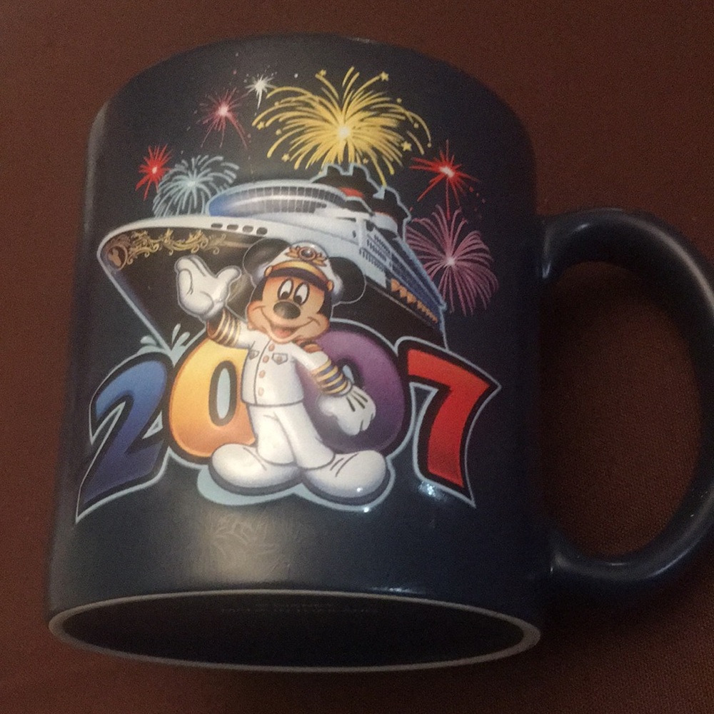 2007 Disney Cruise Line Raised Captain Mickey Mouse Coffee Mug Tea Cup Navy Red